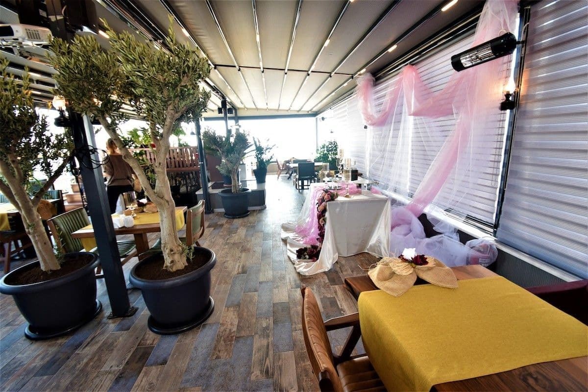 restaurants-skalion-restaurant-with-sea-view