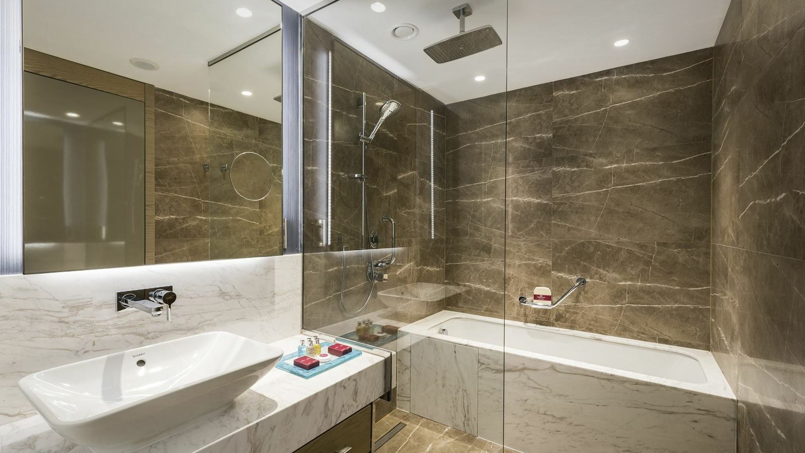 rooms-studio-suite-panaromic-seaview