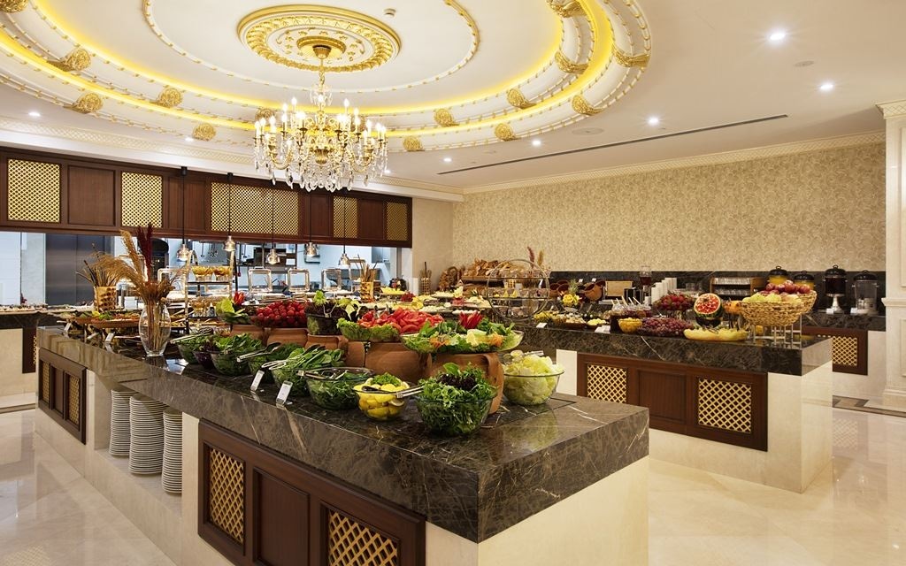 restaurants-restaurant