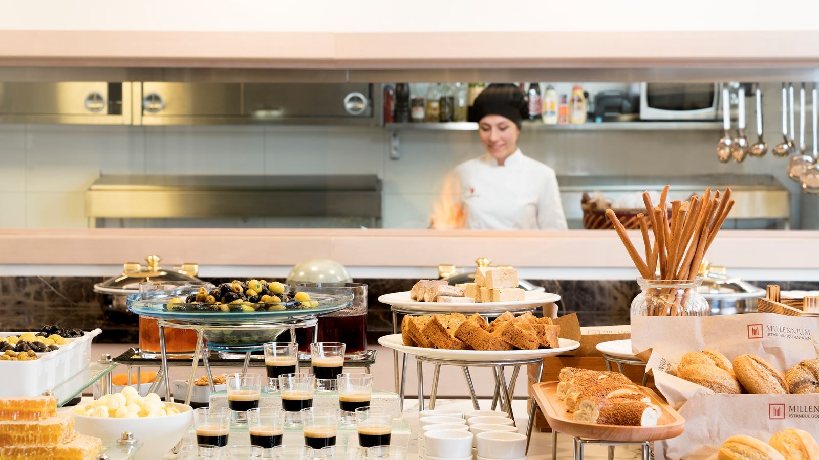 restaurants-restaurant