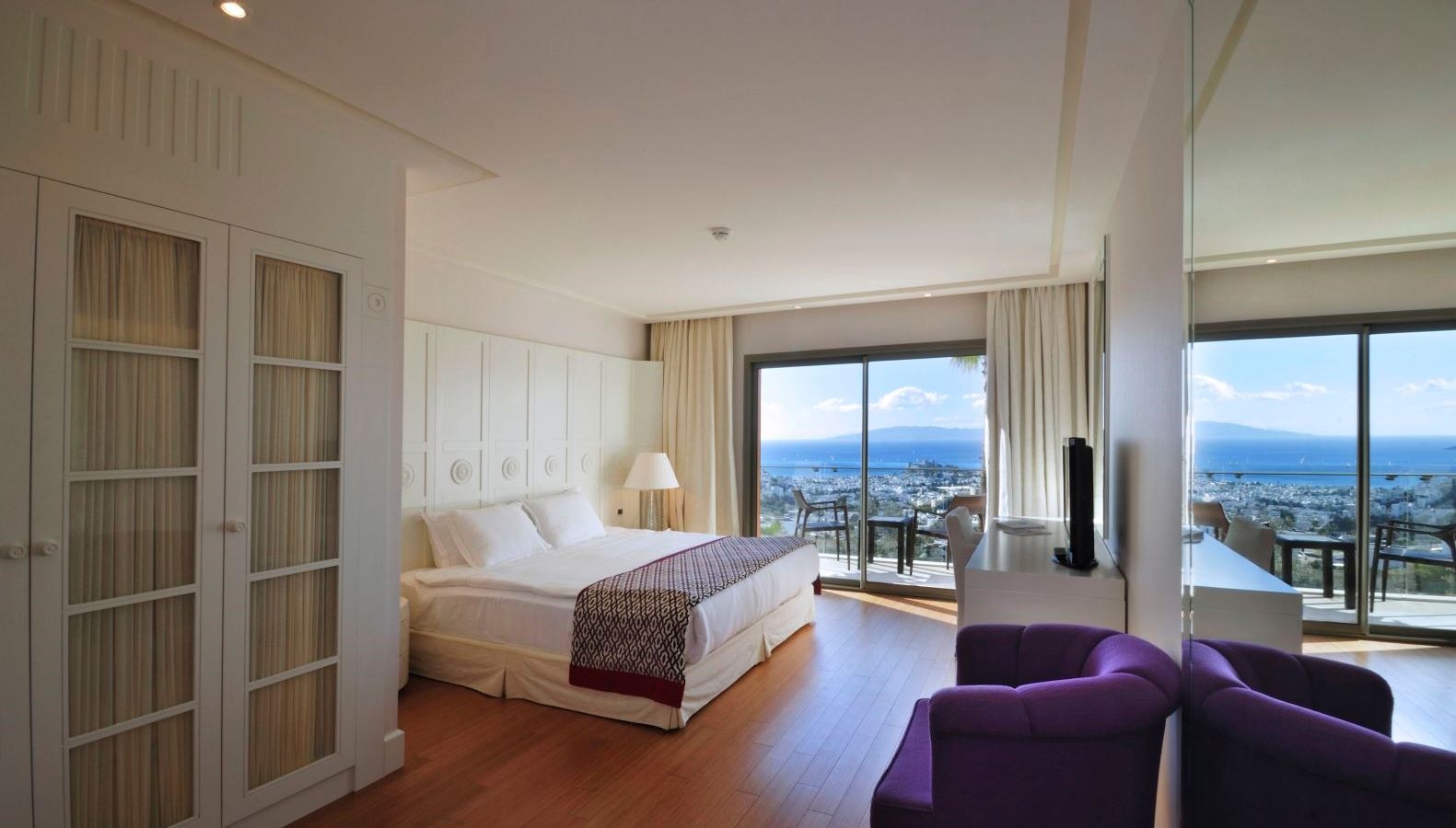 rooms-luxury-room-sea-view