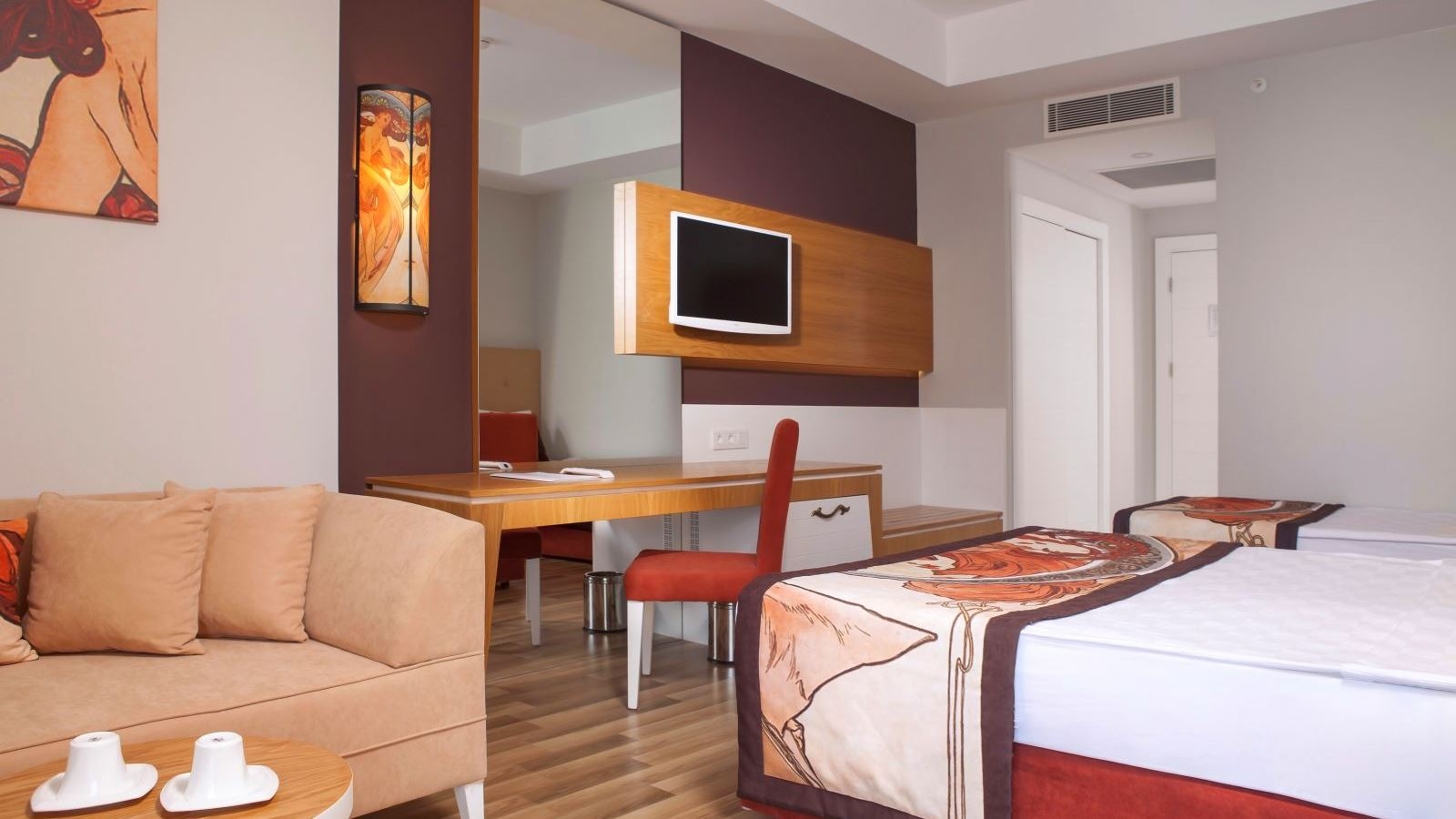 rooms-standard-room-with-balcony