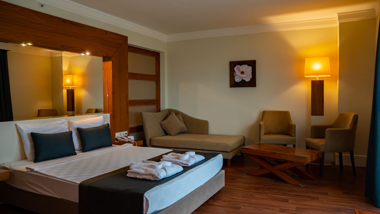 rooms-standart-room-land-view