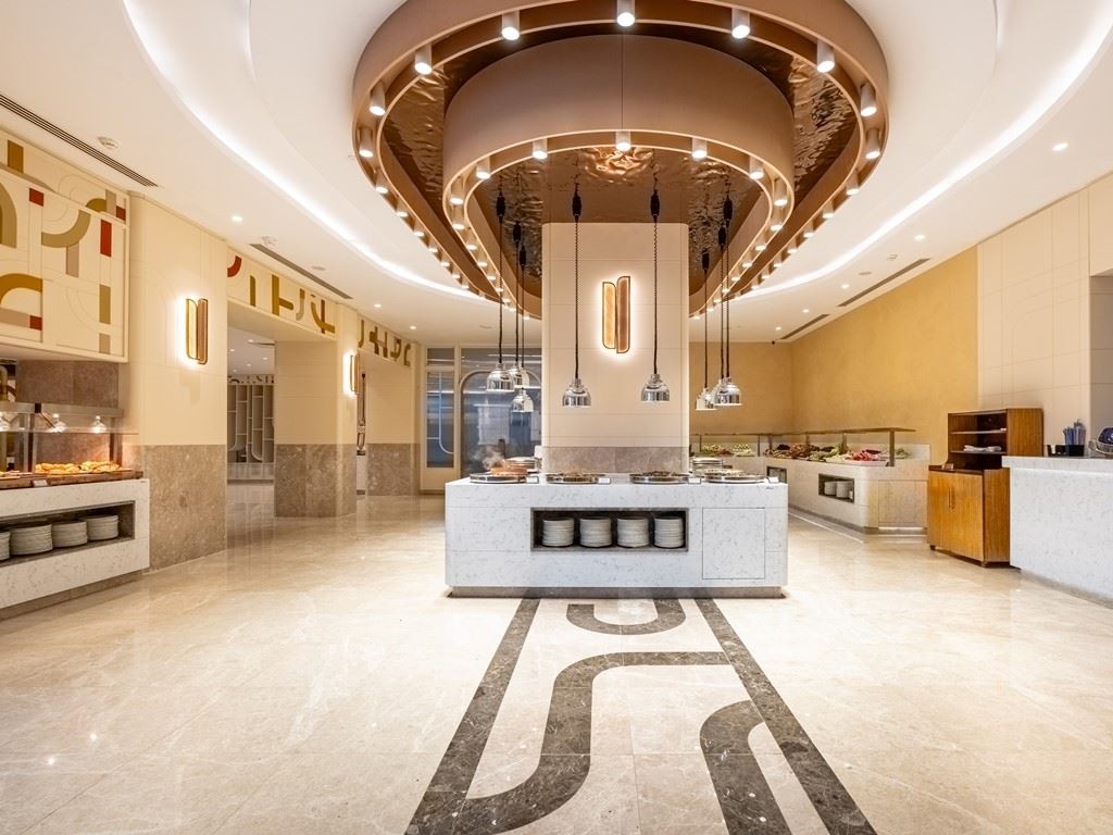 restaurants-aqua-hall