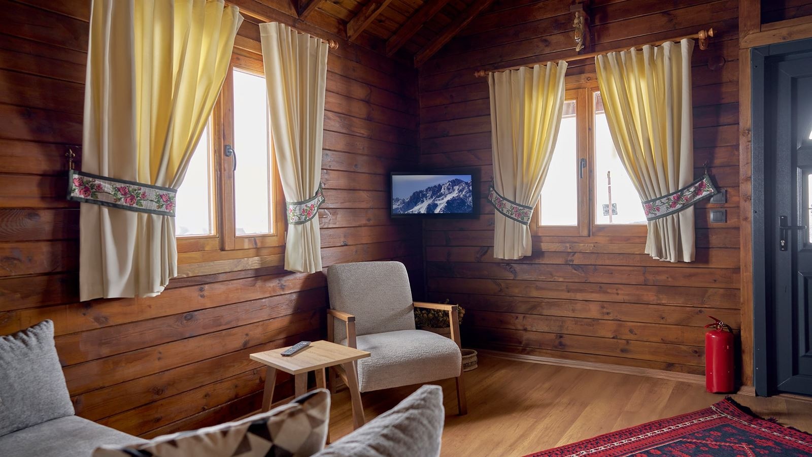 rooms-flora-bungalow-2+1