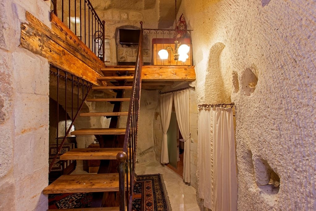 rooms-honeymoon-suite