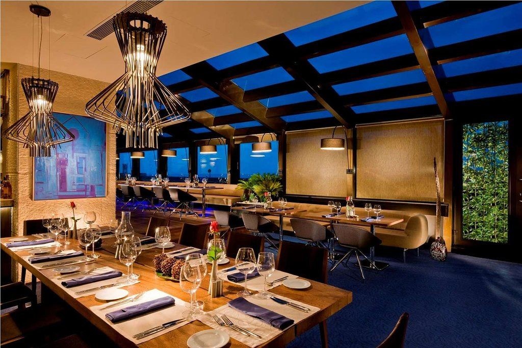 restaurants-restaurants