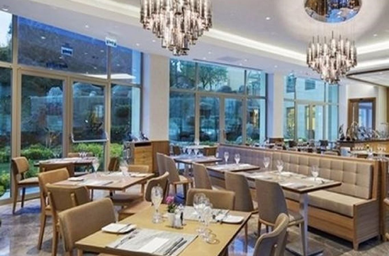 restaurants-restaurants