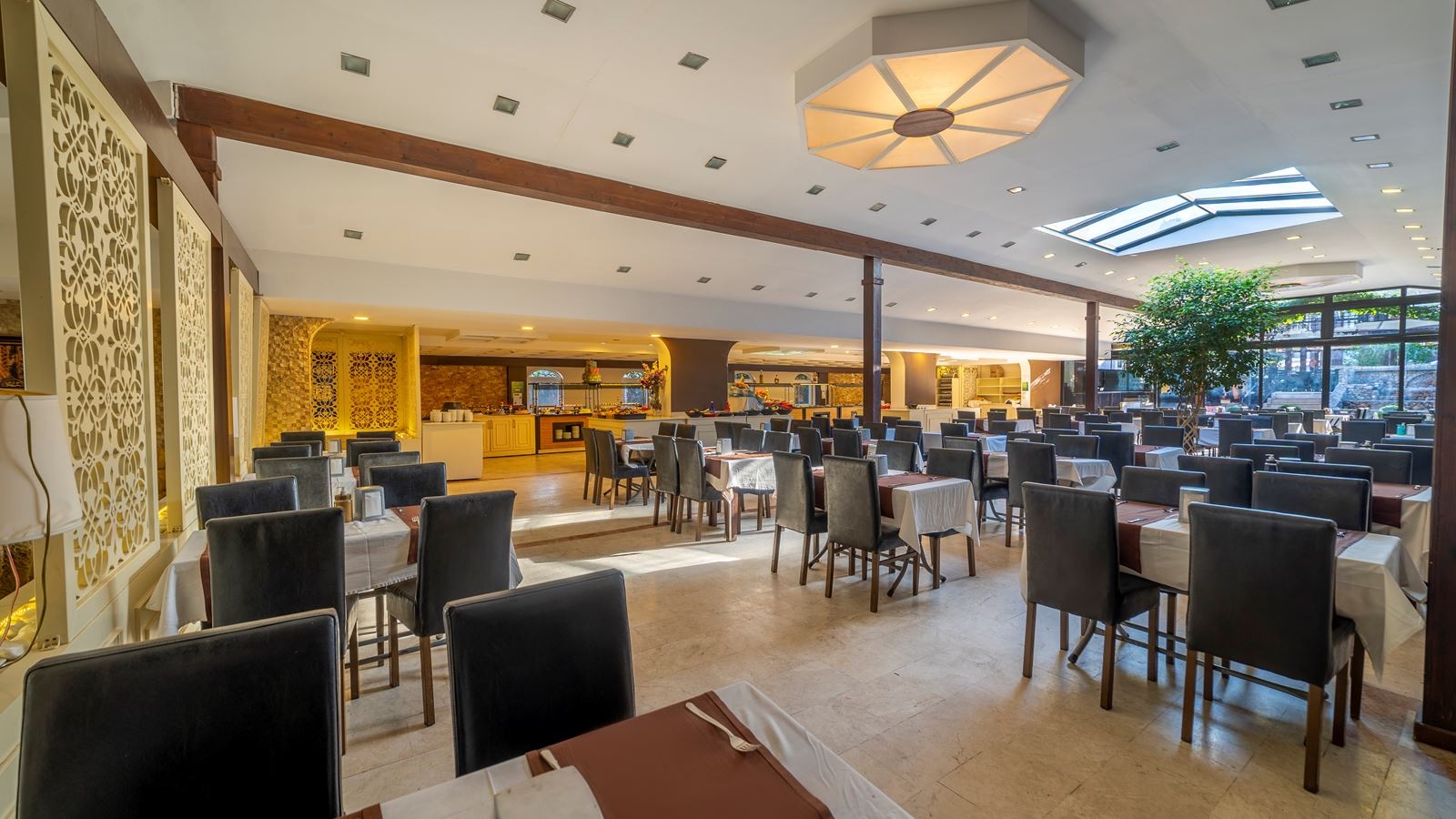 restaurants-restaurant