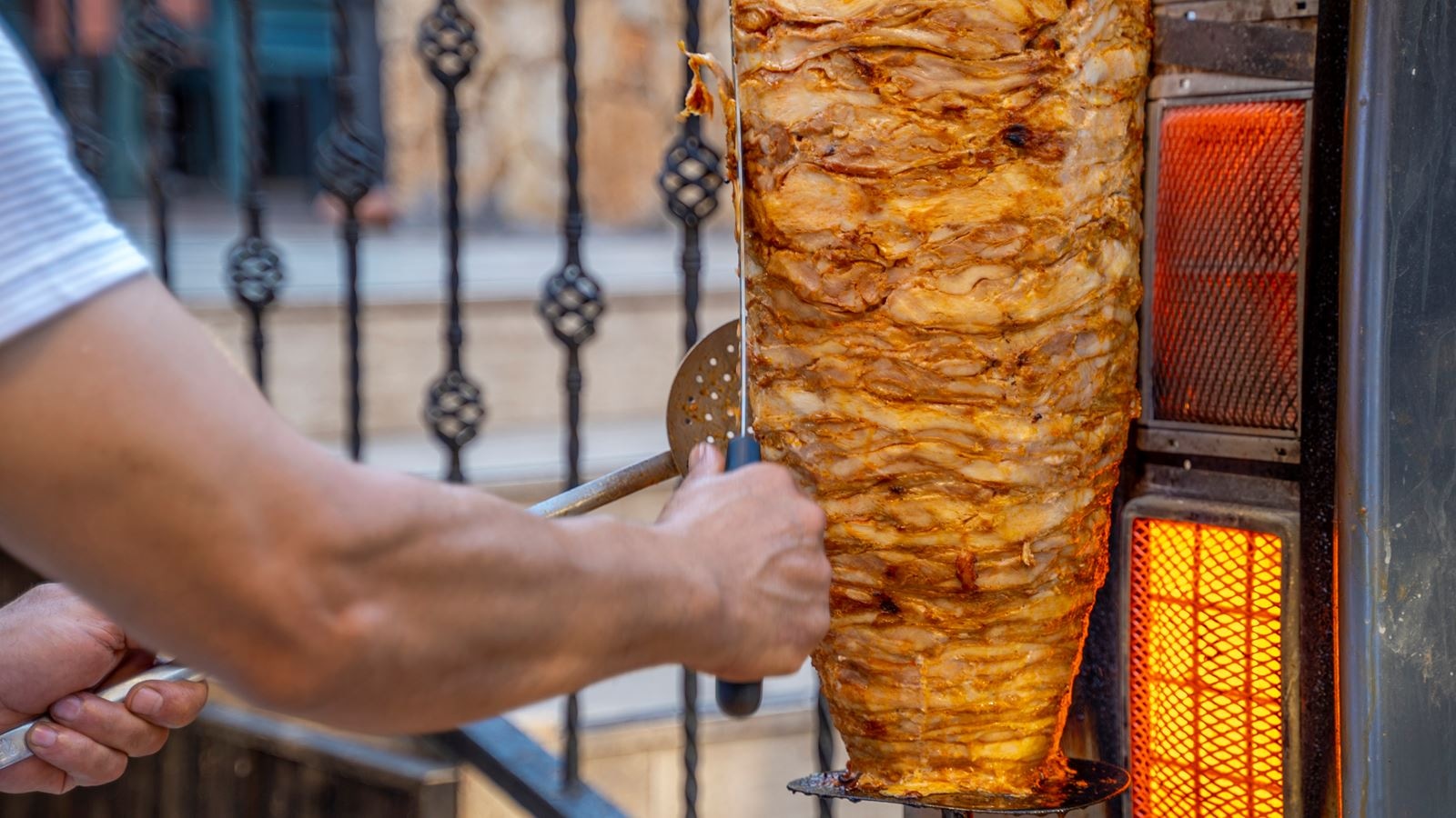 restaurants-restaurant