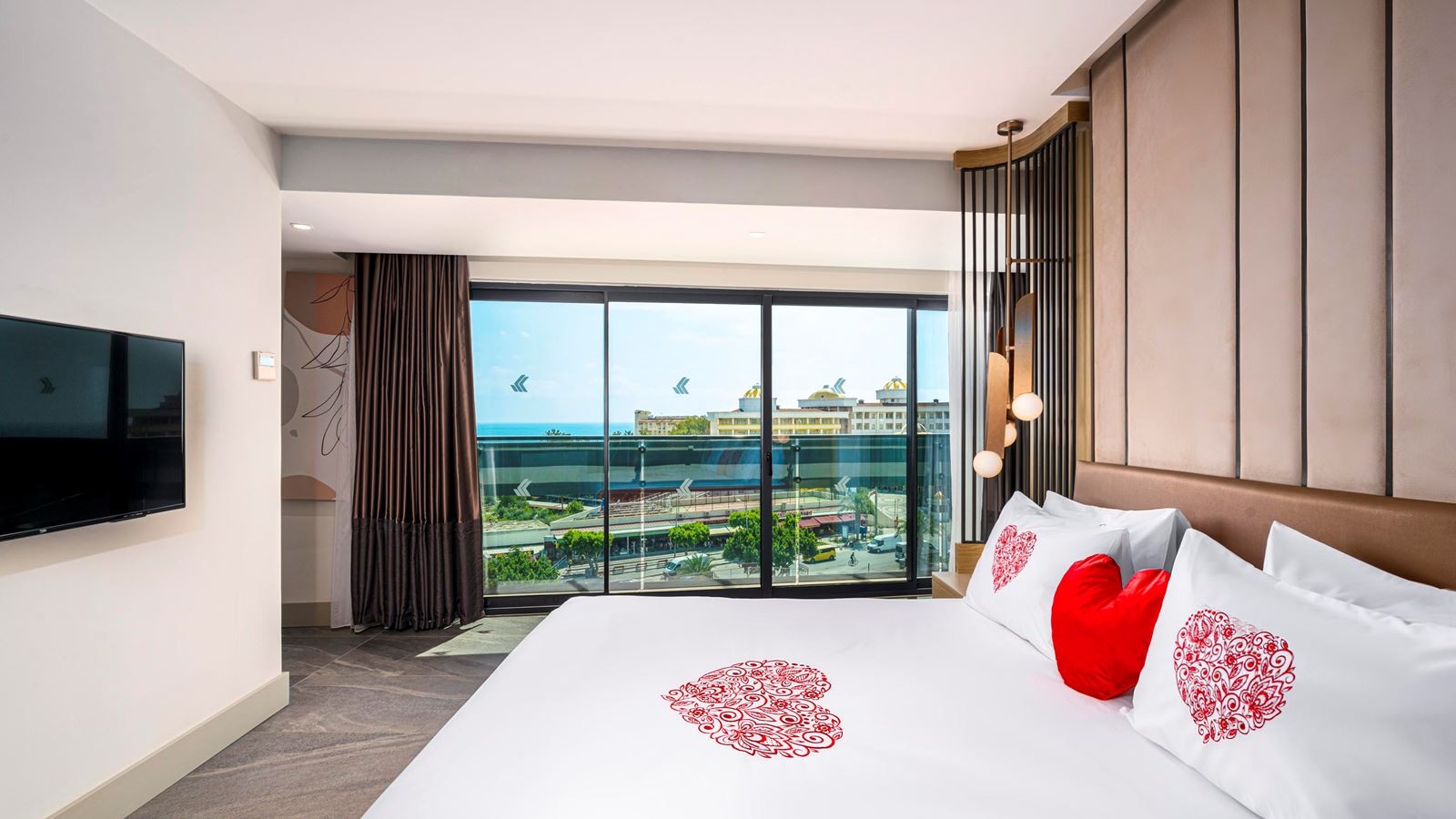 rooms-standard-room-side-sea-view