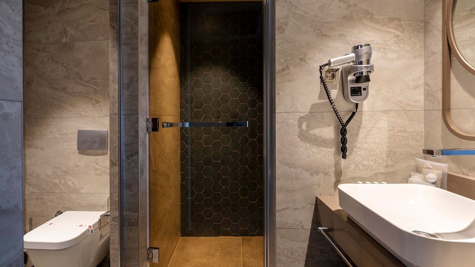 rooms-superior-room-sea-view