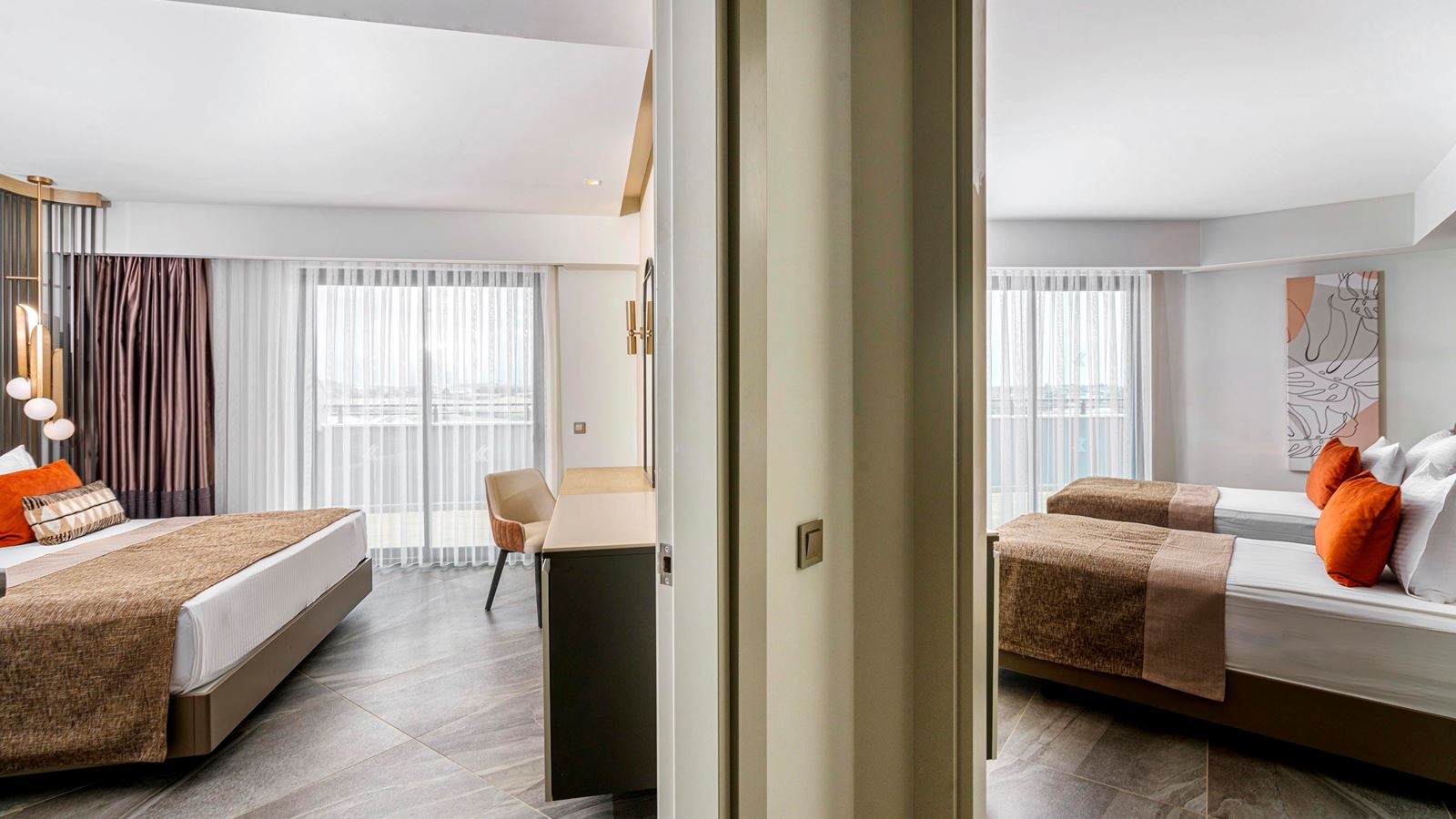 rooms-family-room-sea-view