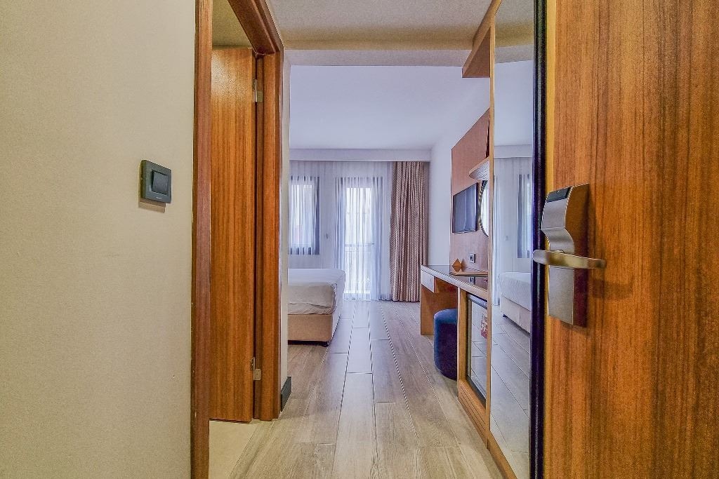 rooms-superior-doubletwin-room