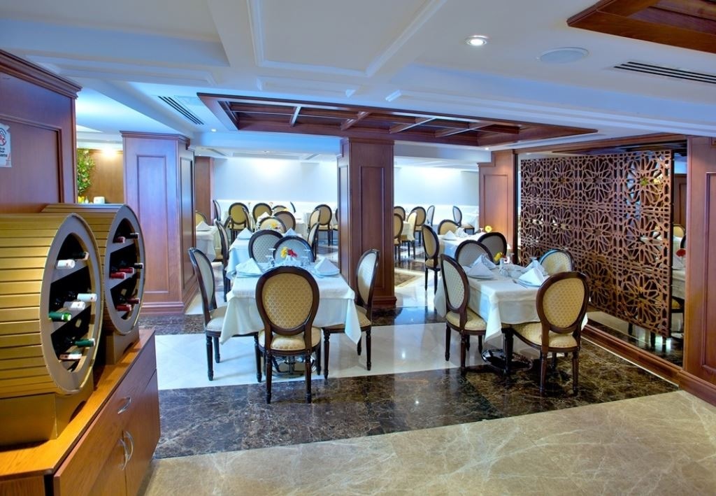 restaurants-restaurants