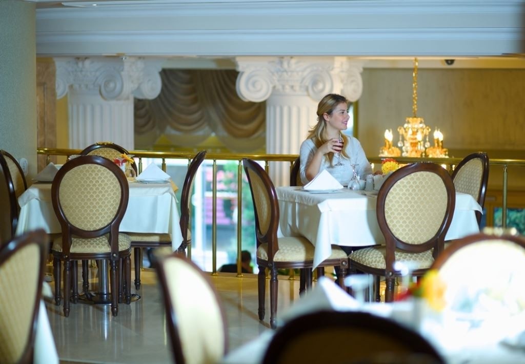 restaurants-restaurants