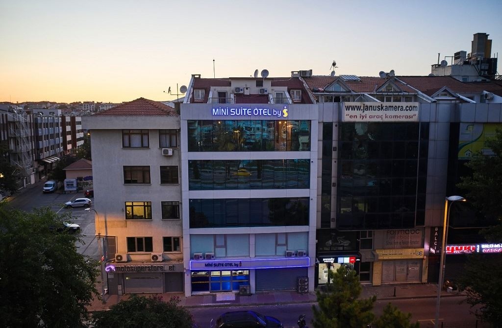 general-main-building