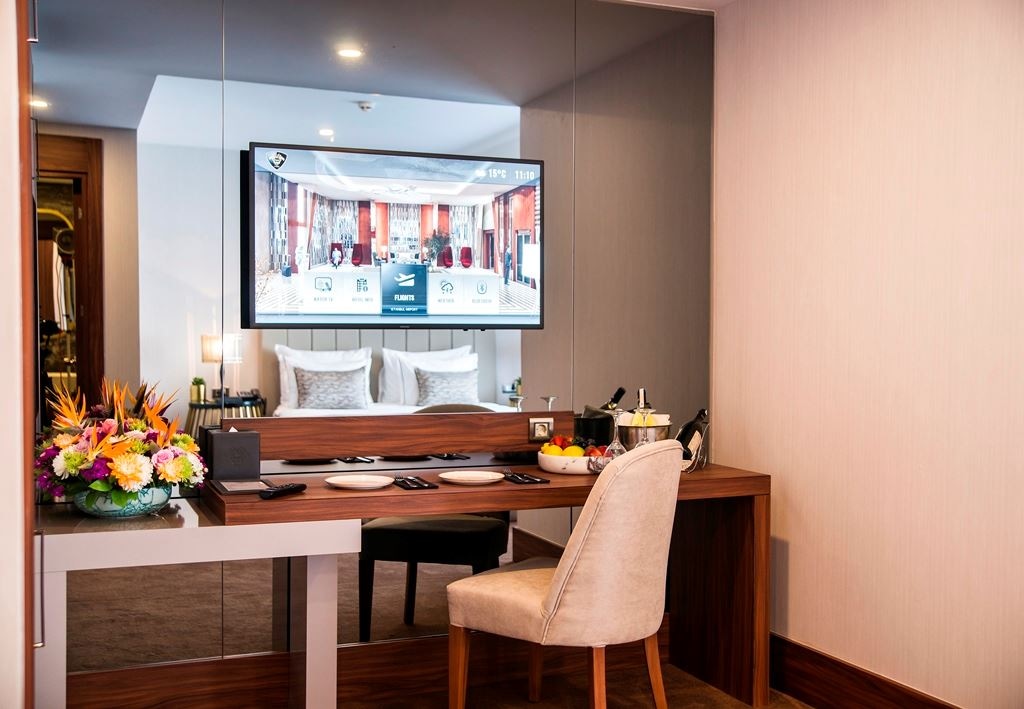 rooms-superior-room-corner