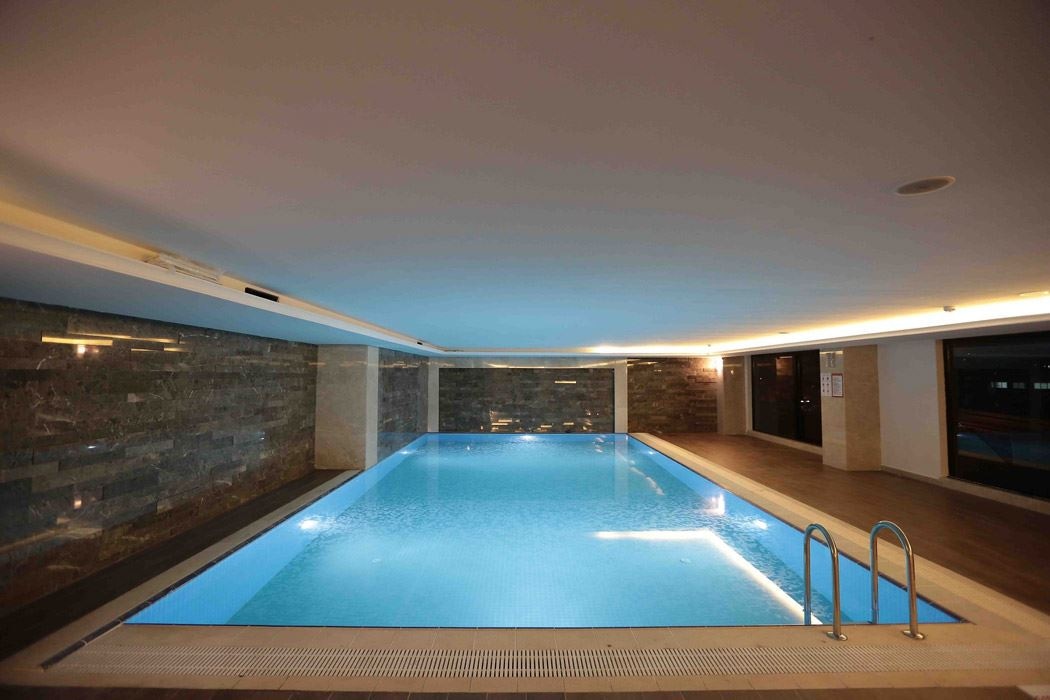 pools-indoor-pool