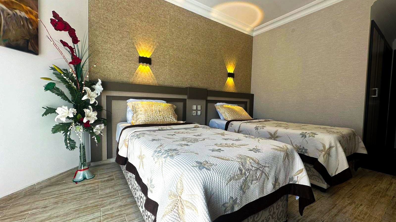 rooms-main-building-standard-room