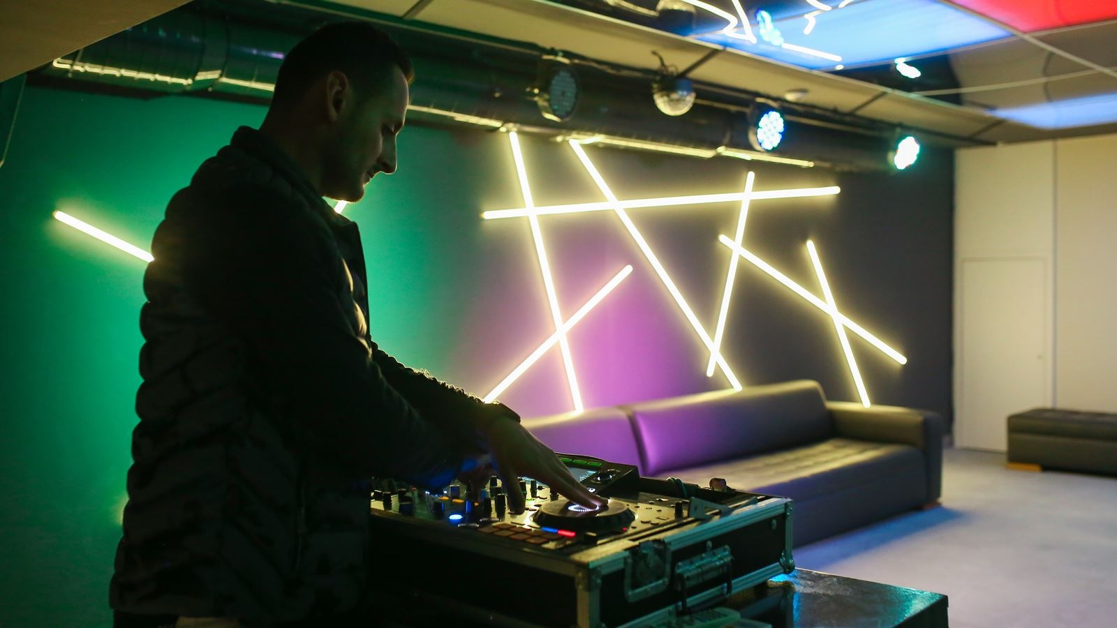 animation-main-building