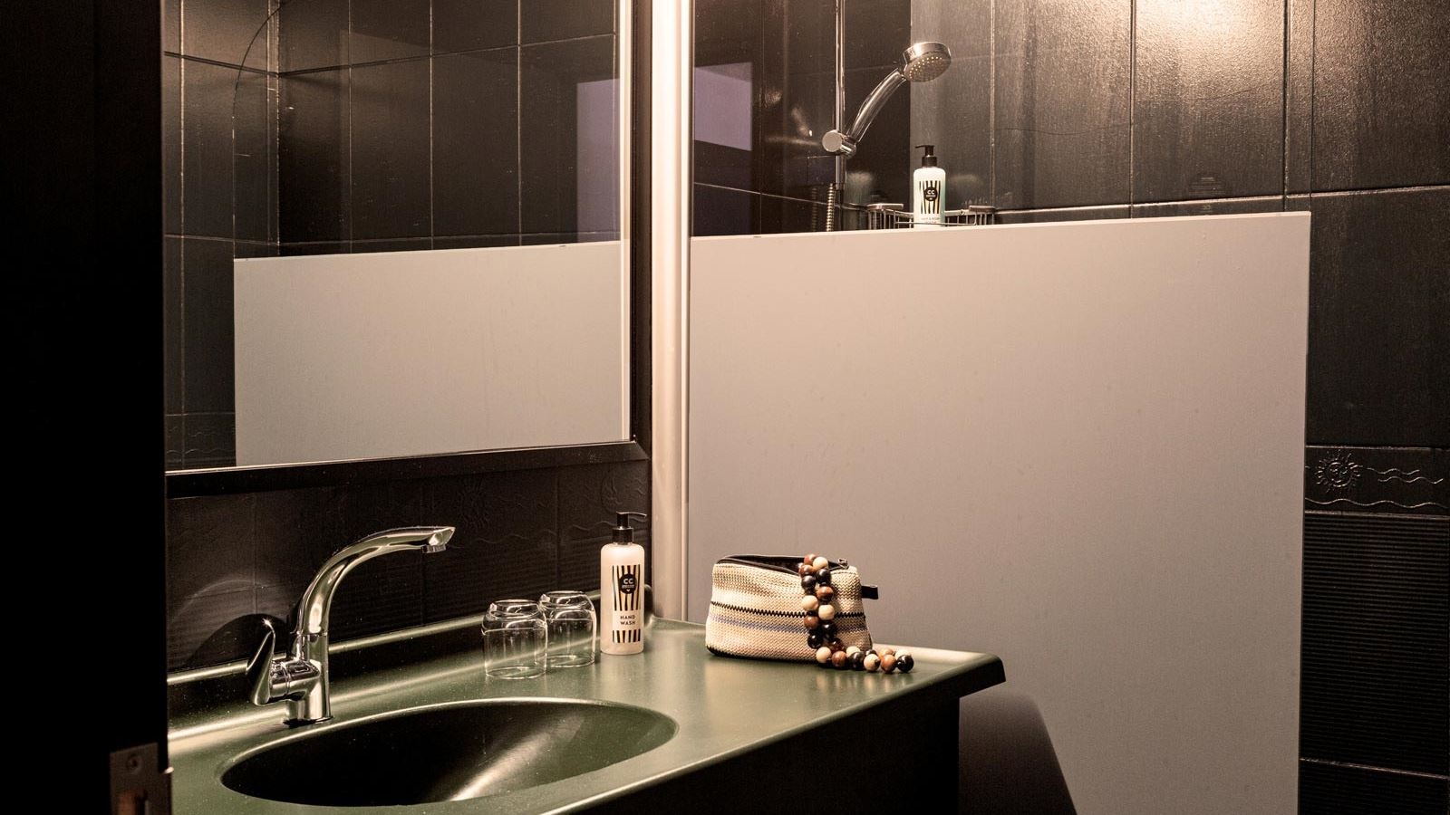 rooms-suit-side-sea-view