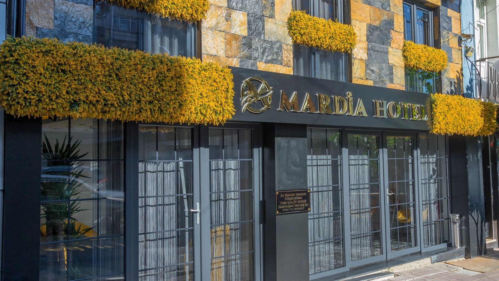 general-main-building