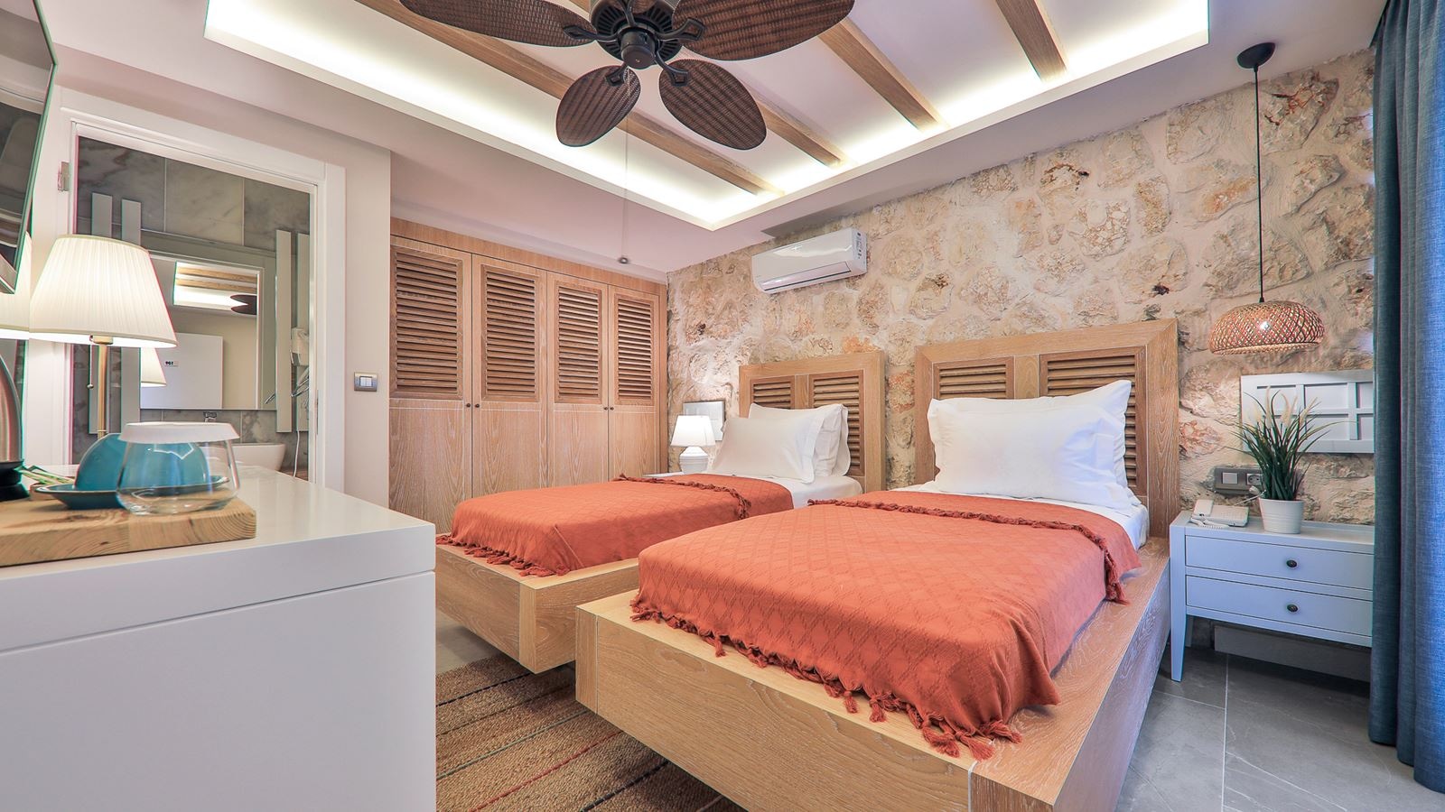 rooms-garden-pool-suite