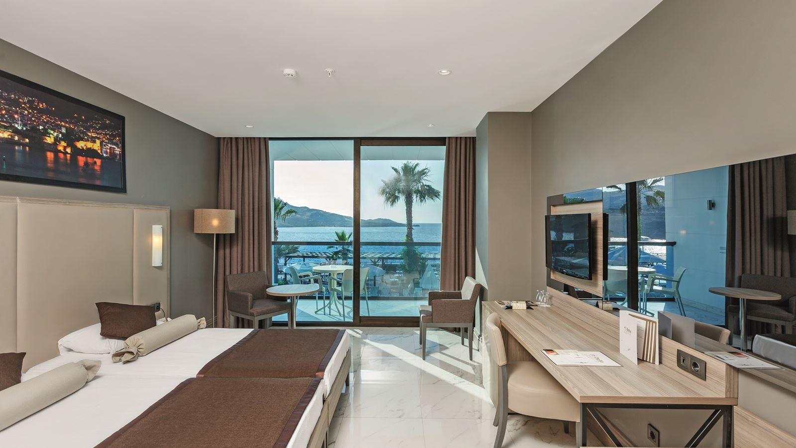 rooms-superior-sea-view-room
