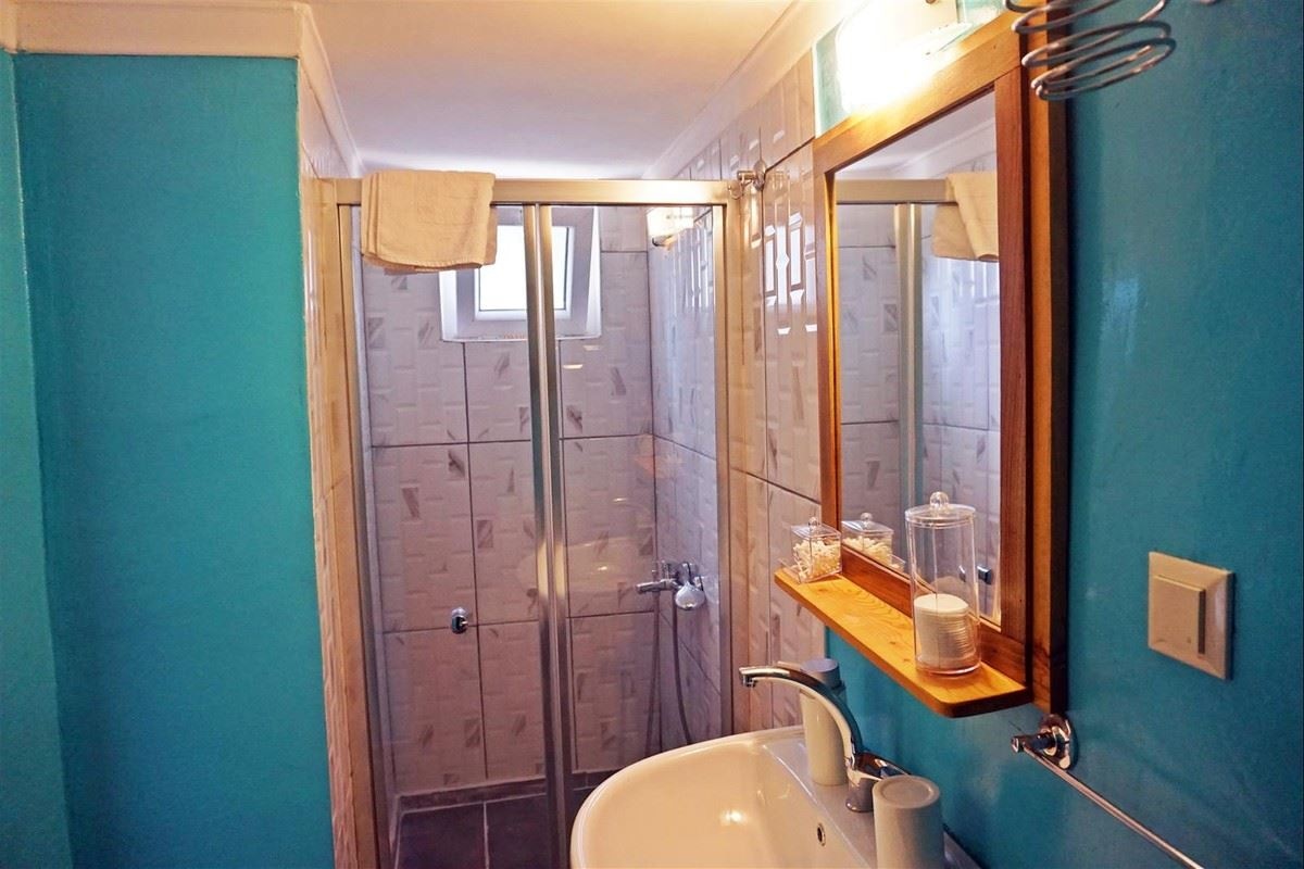 rooms-uc-kisilik-oda