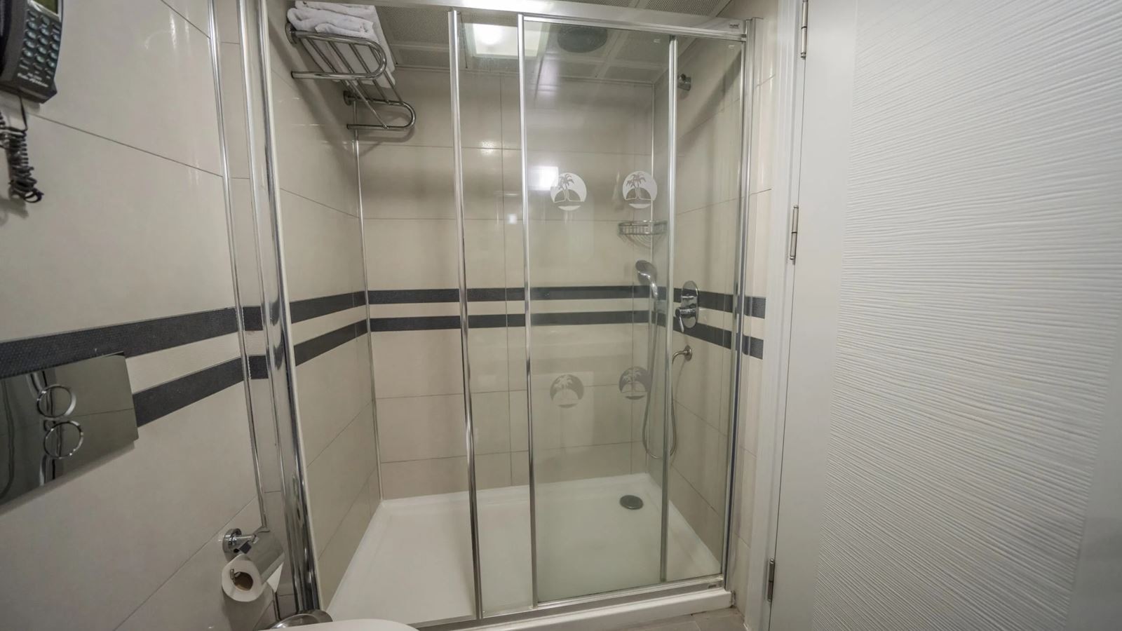 rooms-standart-room-side-sea