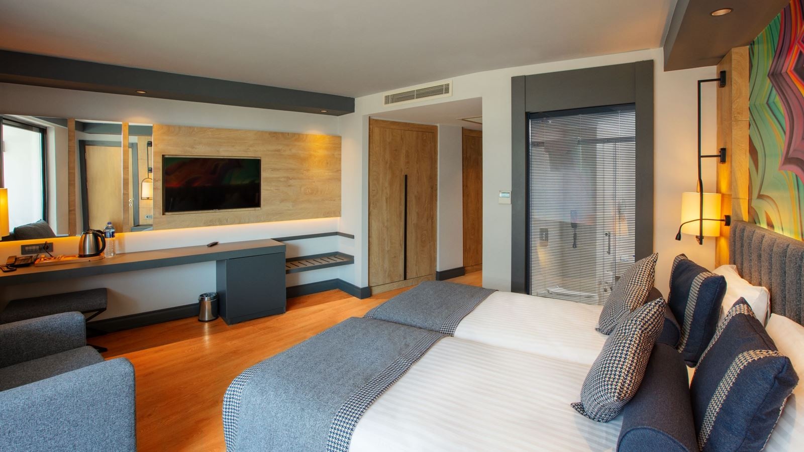 rooms-senior-sea-view-room