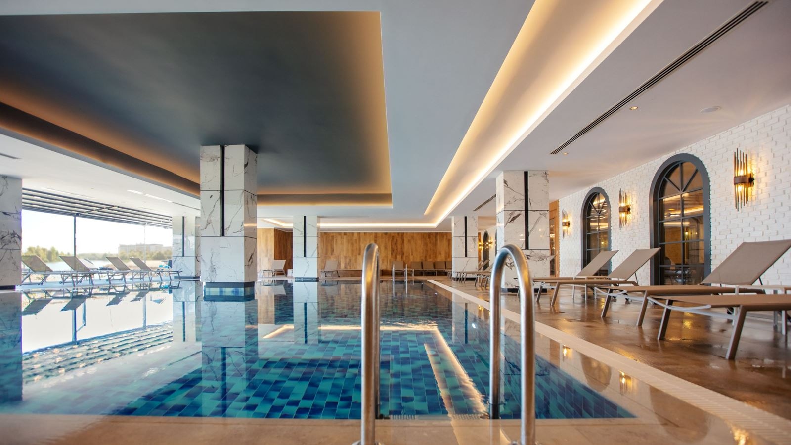 pools-indoor-pool