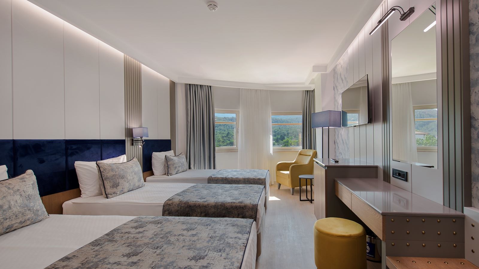 rooms-standard-room-land-view