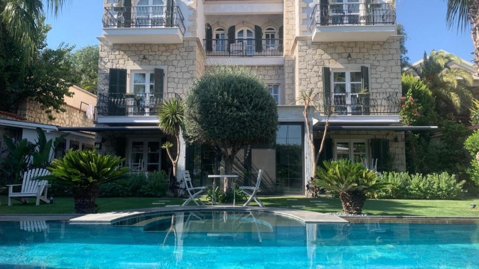 general-main-building