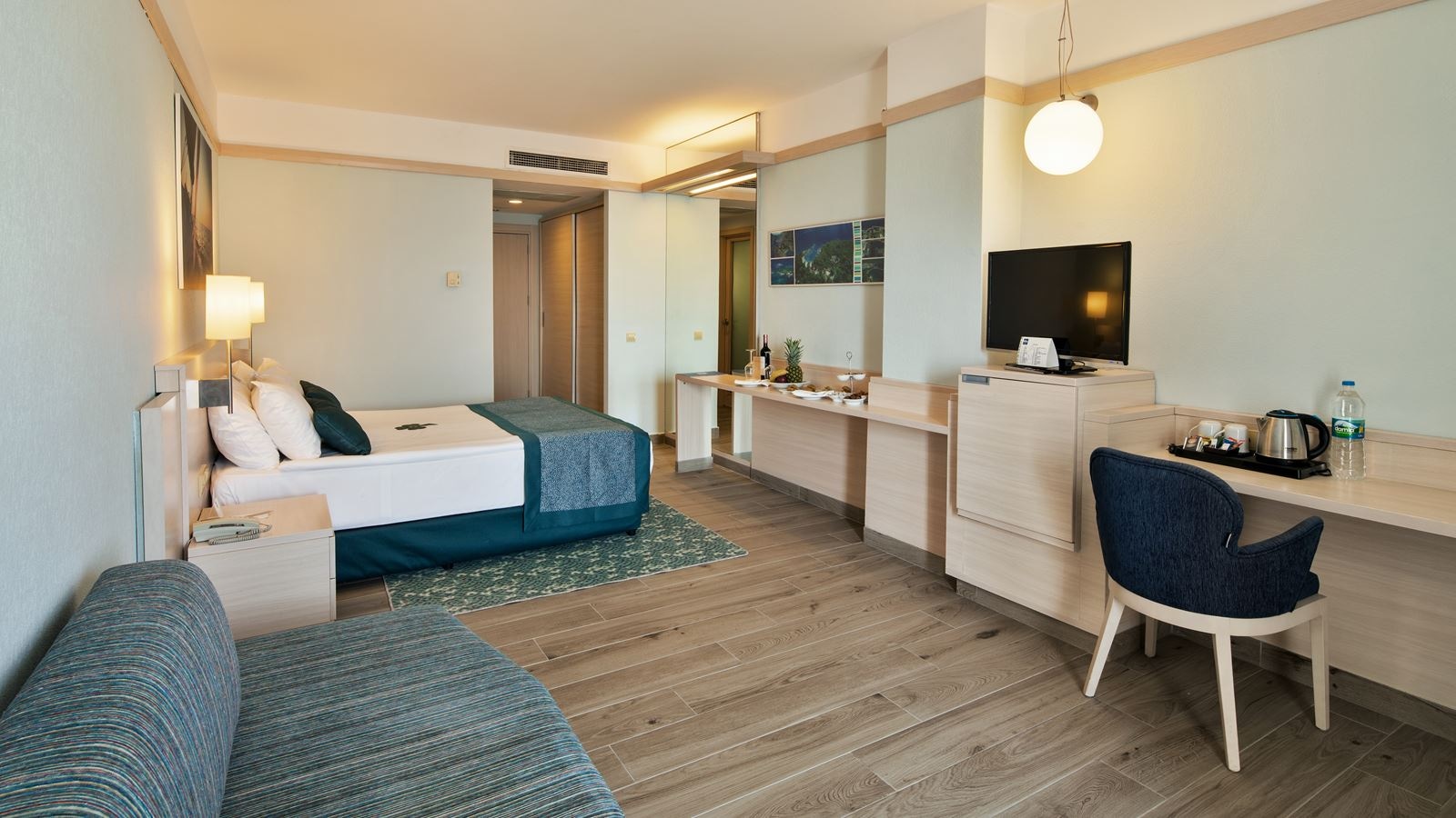 rooms-coral-standart-room-side-sea-view