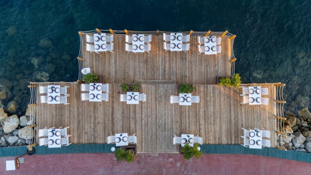 restaurants-restaurants