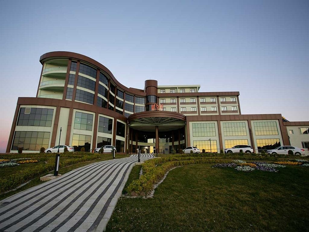 general-main-building