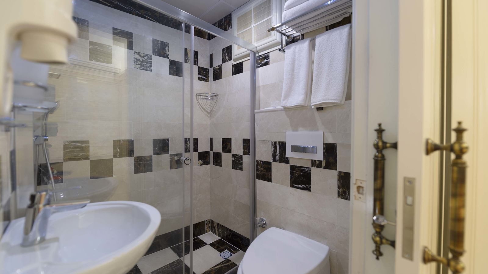 rooms-standard-room-without-balcony