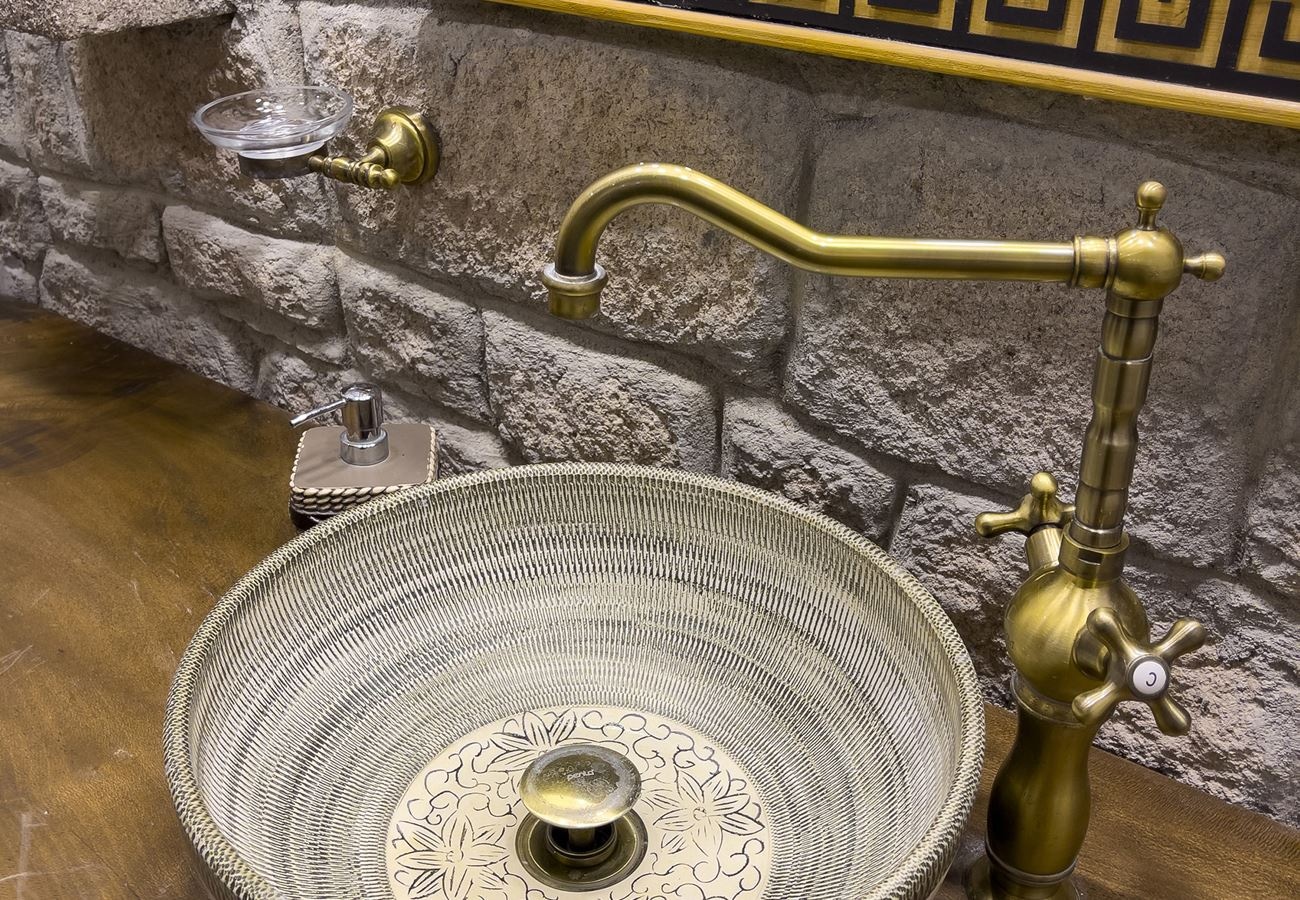 rooms-jakuzili-deluxe-oda