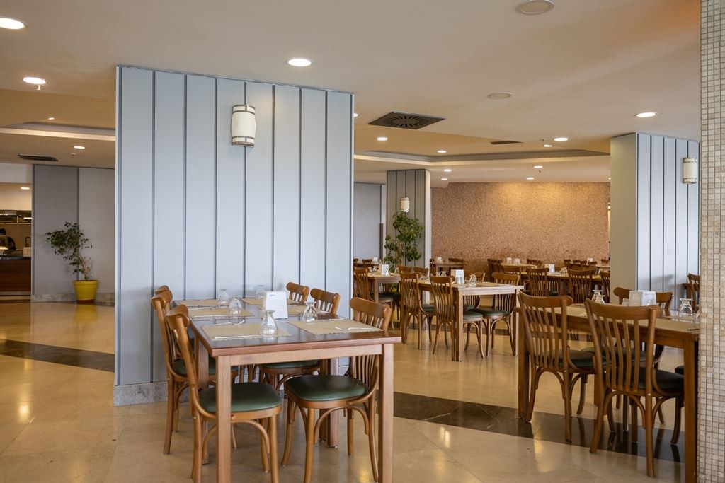 restaurants-main-restaurant