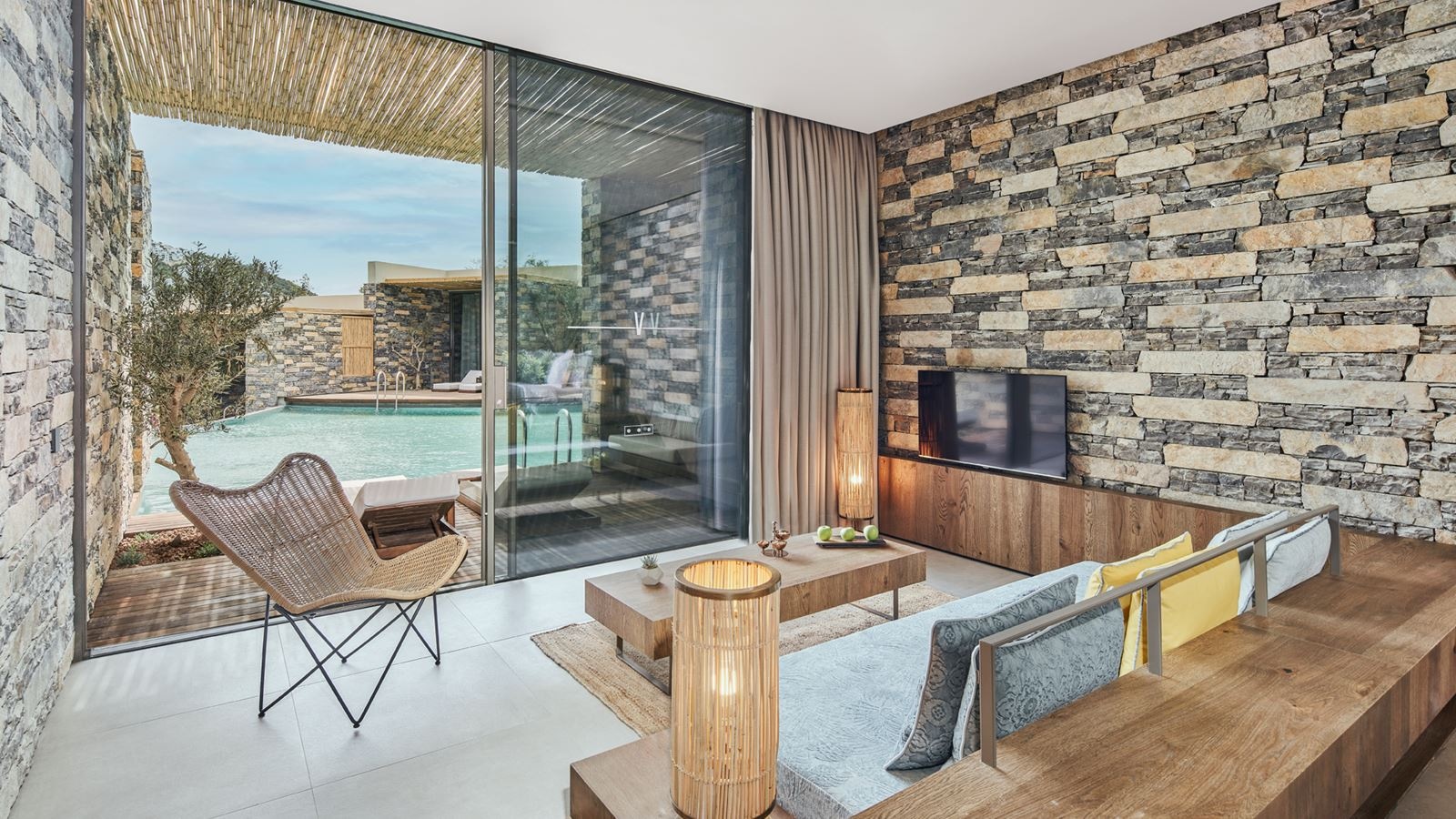 rooms-private-swim-up