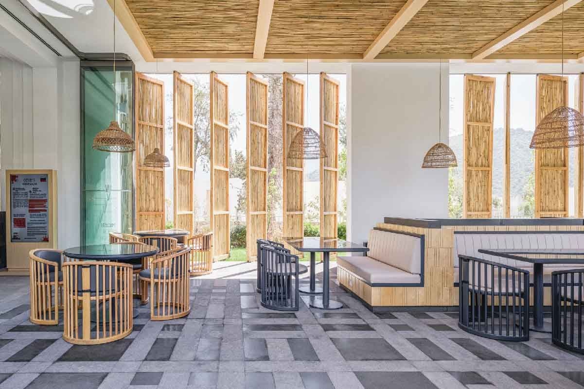 restaurants-private-deluxe-lagoon-restaurant-only-for-private-guests