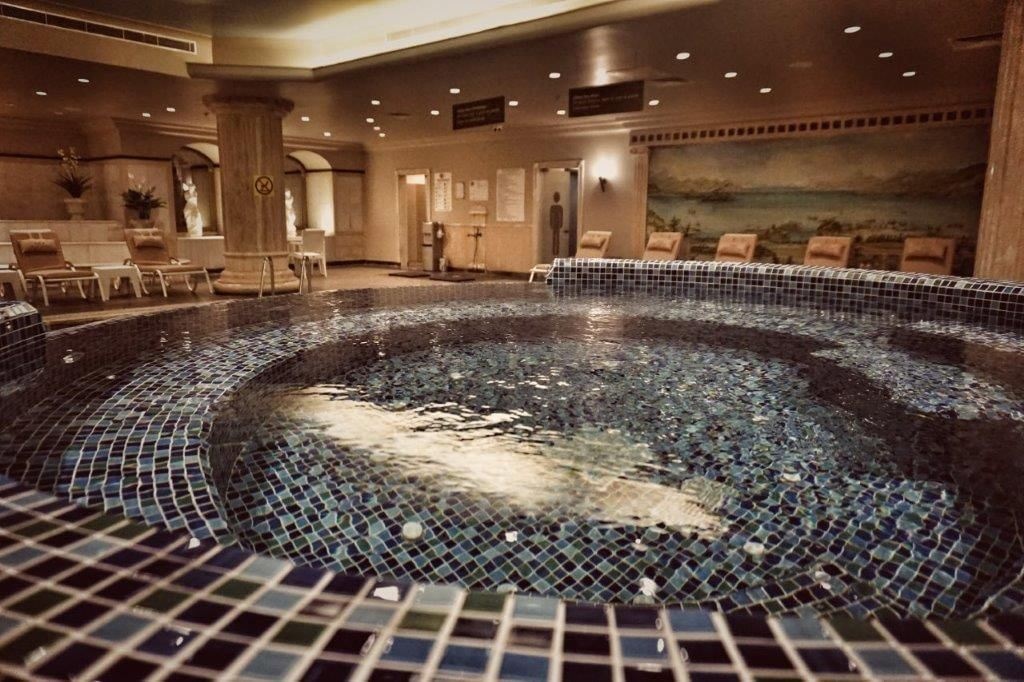 pools-indoor-pool