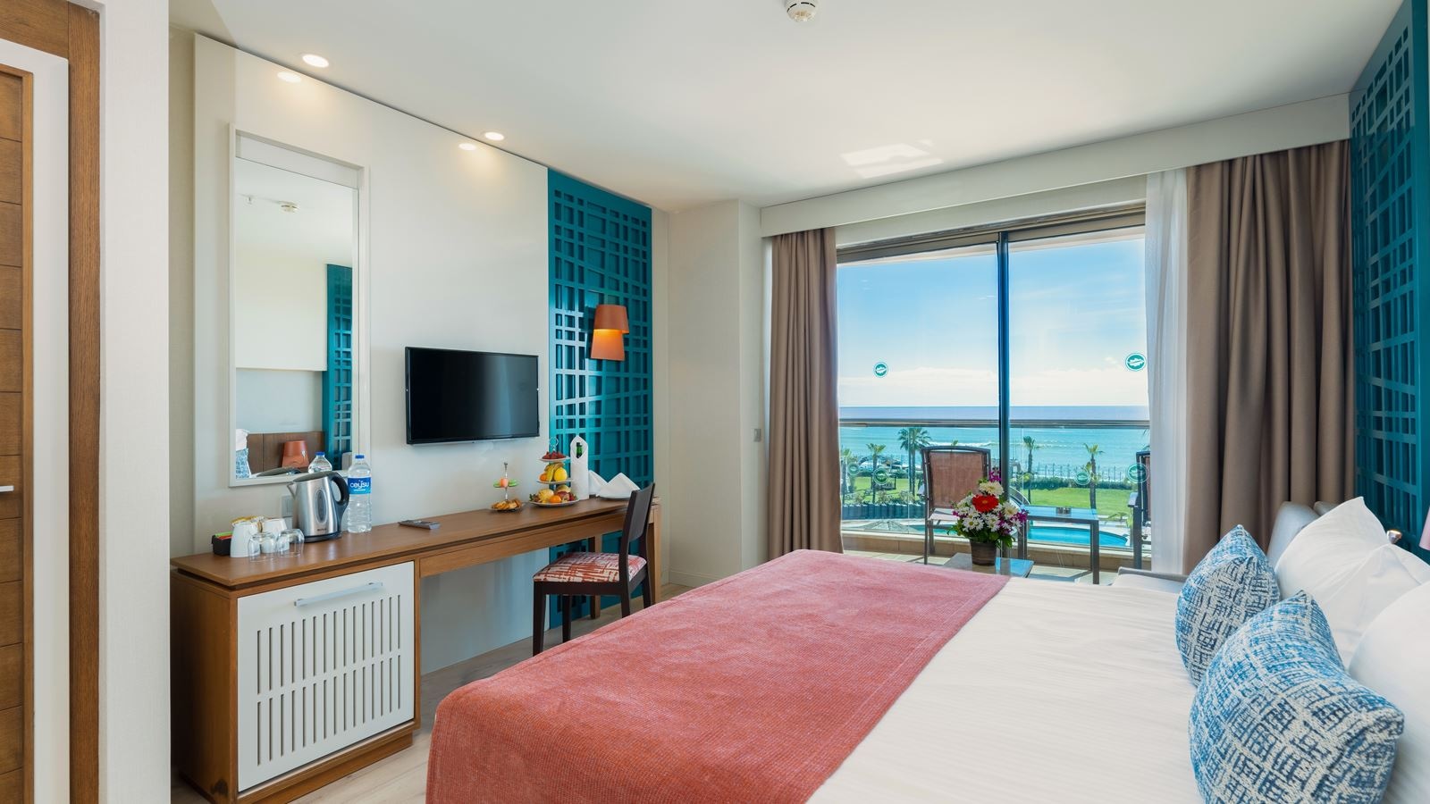rooms-standard-room-sea-view