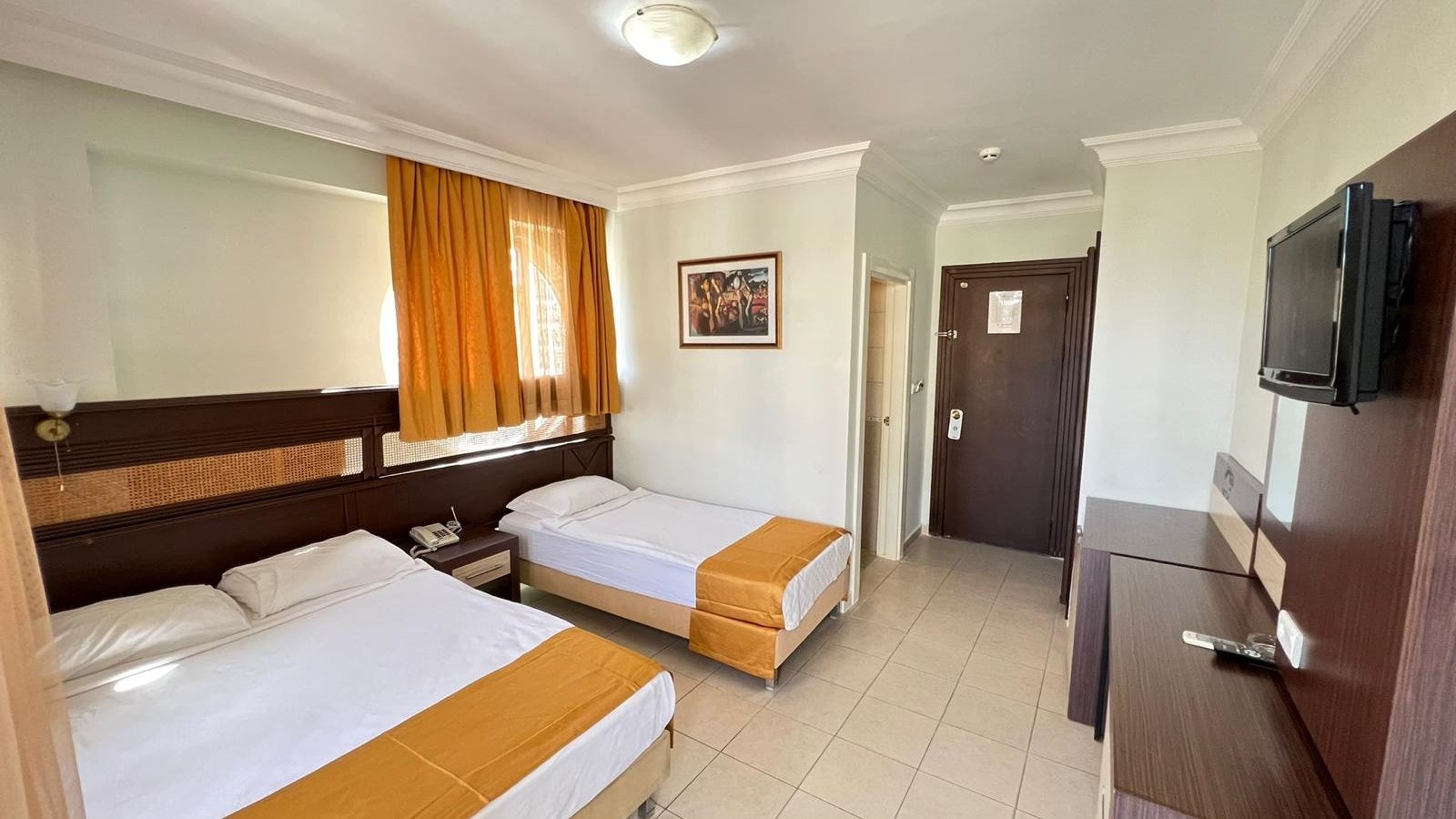 rooms-hotel-standard-room