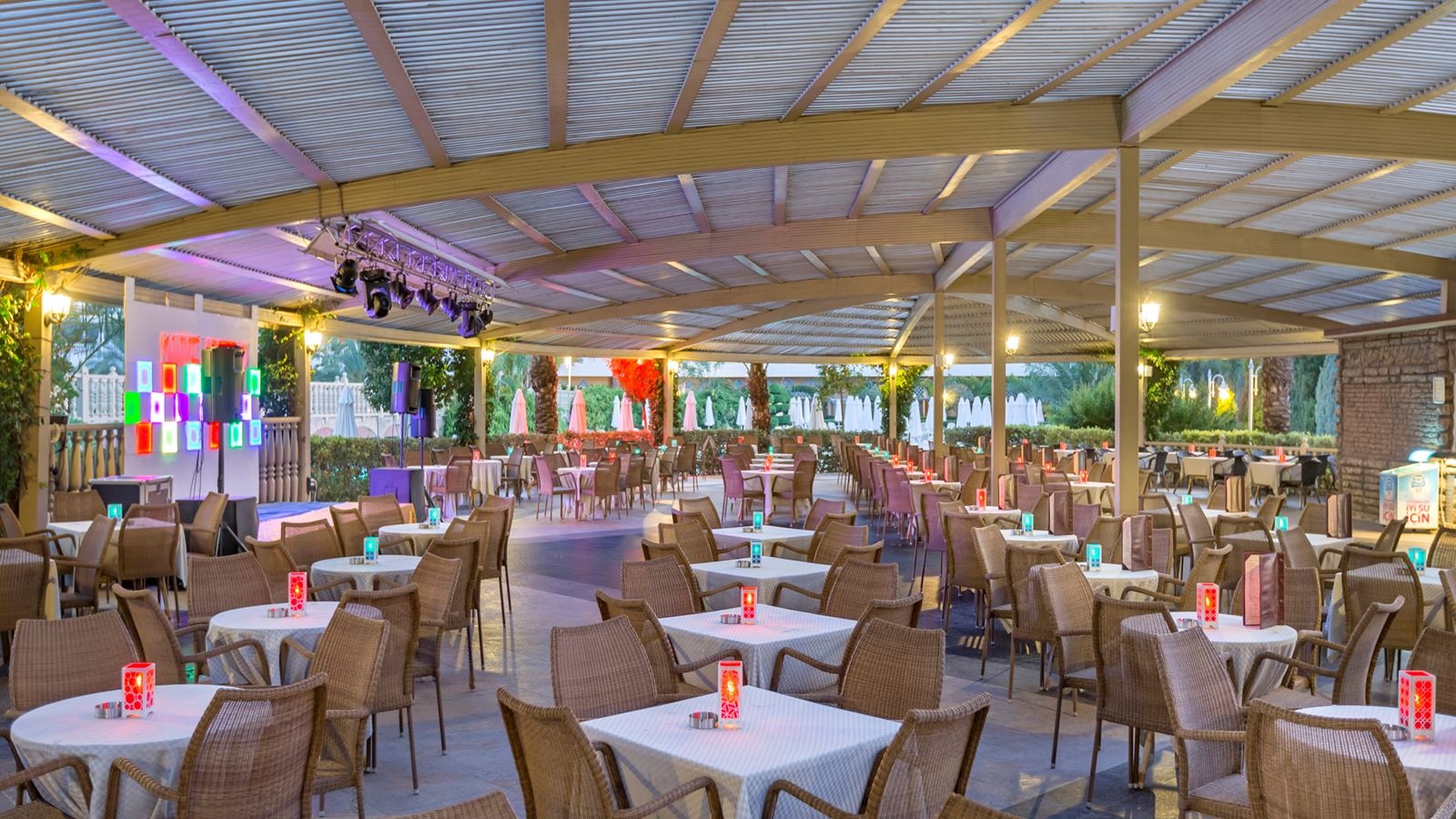 restaurants-turquoise-snack-bar