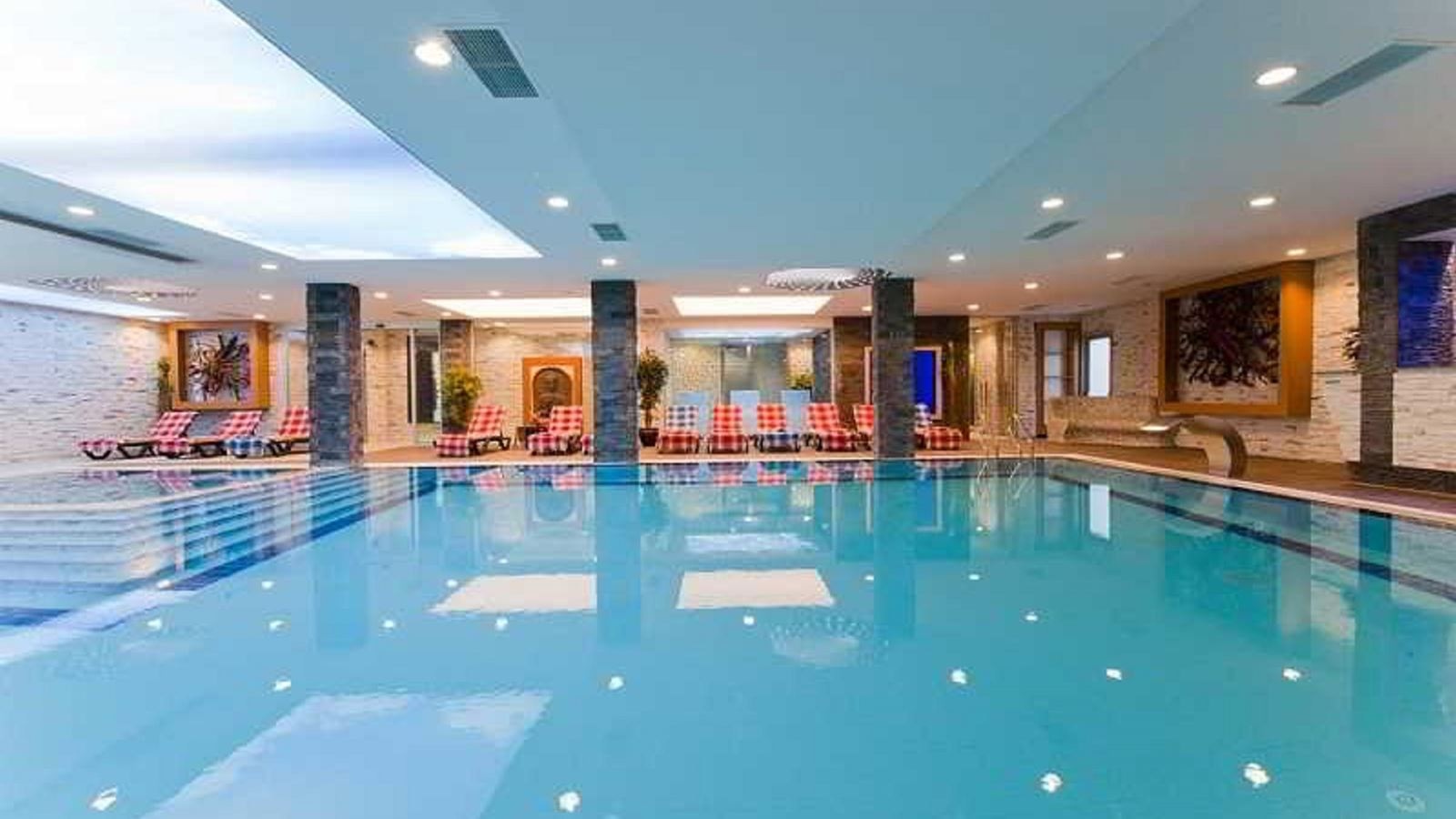 pools-indoor-pool