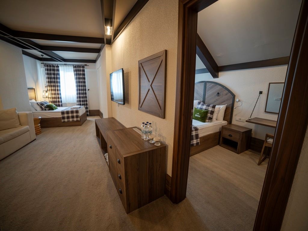 rooms-deluxe-aile-suit