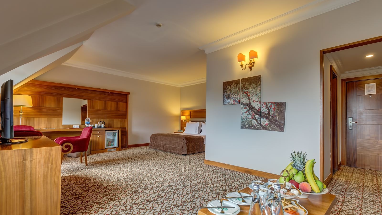 rooms-deluxe-oda-gol-tarafi